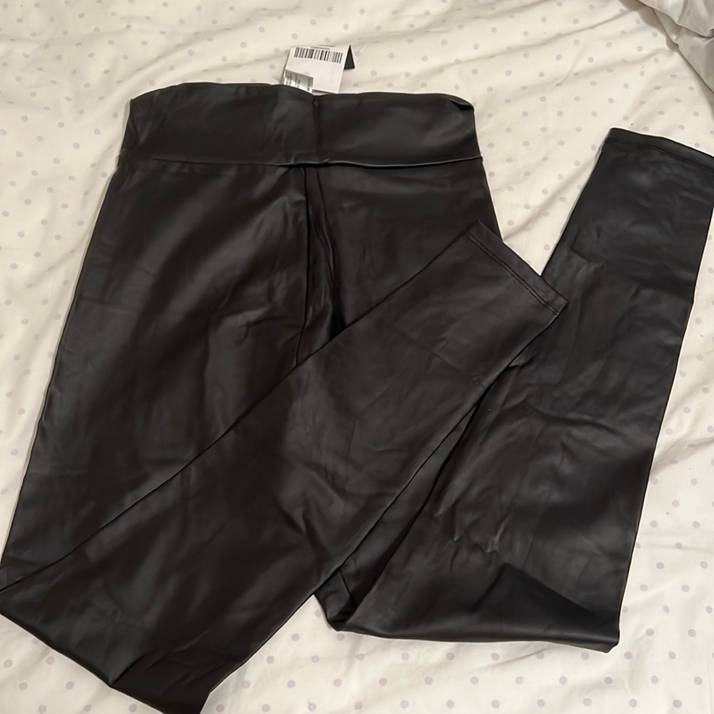 NWT Forever 21 Faux Leather Leggings
